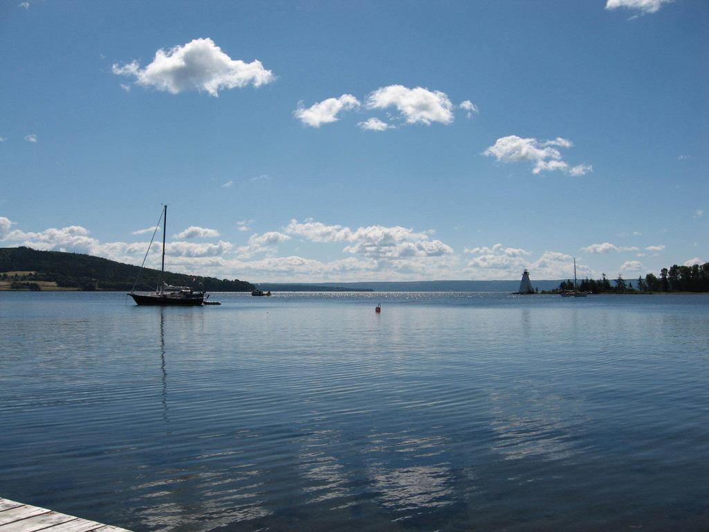 Dunlop Inn Baddeck Inlet Екстериор снимка