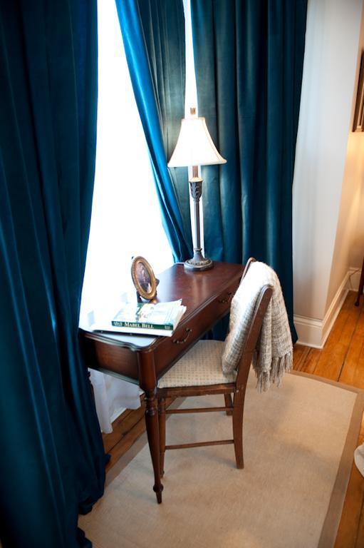 Dunlop Inn Baddeck Inlet Стая снимка