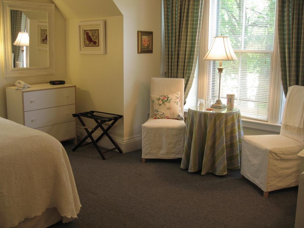 Dunlop Inn Baddeck Inlet Стая снимка