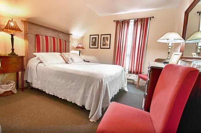 Dunlop Inn Baddeck Inlet Стая снимка