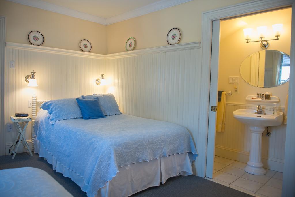Dunlop Inn Baddeck Inlet Екстериор снимка
